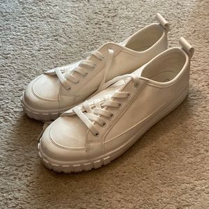 Steve Madden Caleb Sneaker Size 9